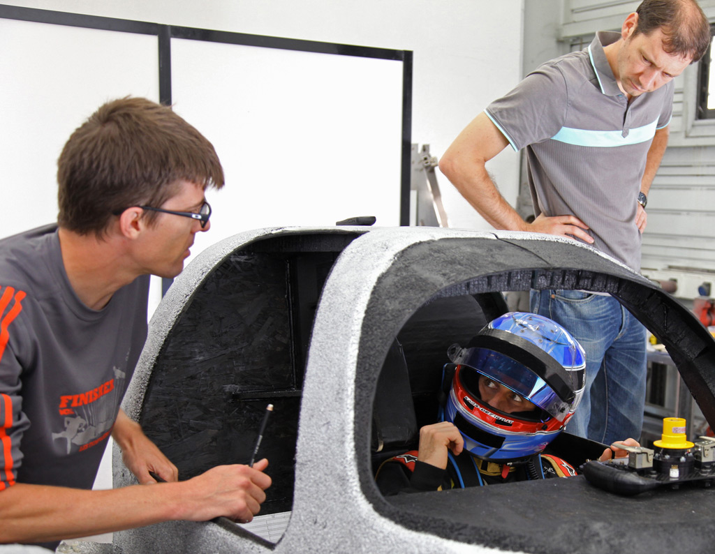 1. Rebellion R-One monocoque er ved at blive bygget.
(Foto: Rebellion Racing)