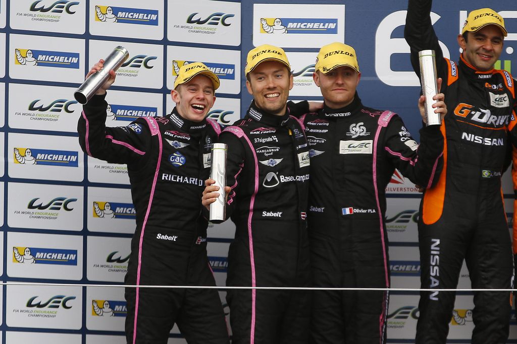Olivier Pla, Alex Brundle og David Heinemeier Hansson på podiet
(Foto: DPPI/Jean Michel Le Meur)