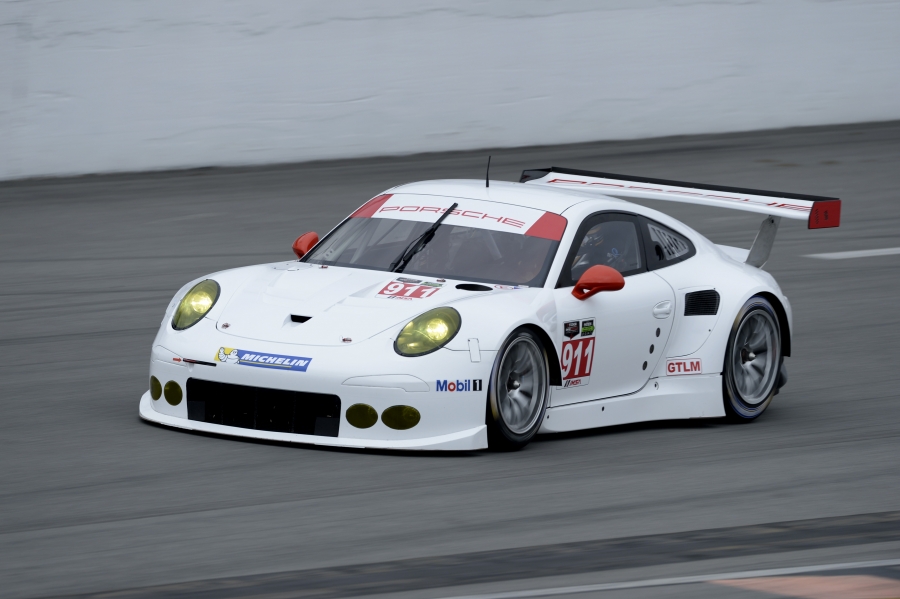 Michael Christensen er til start i en fabriksstøttet Porsche 911 RSR i klassen GT Le Mans