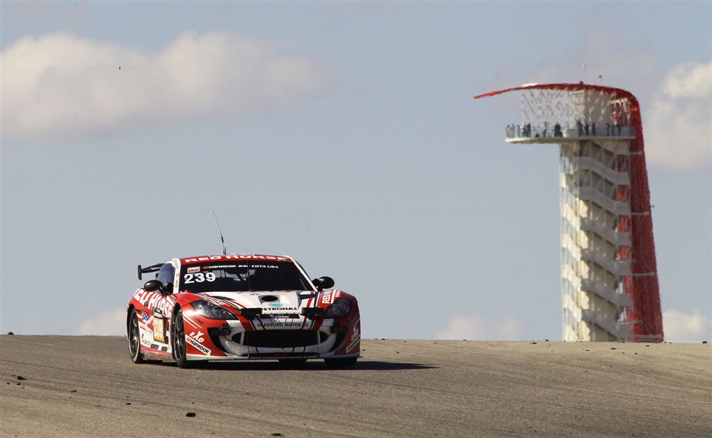 Alt så lyst ud for Perfection Racing de første timer